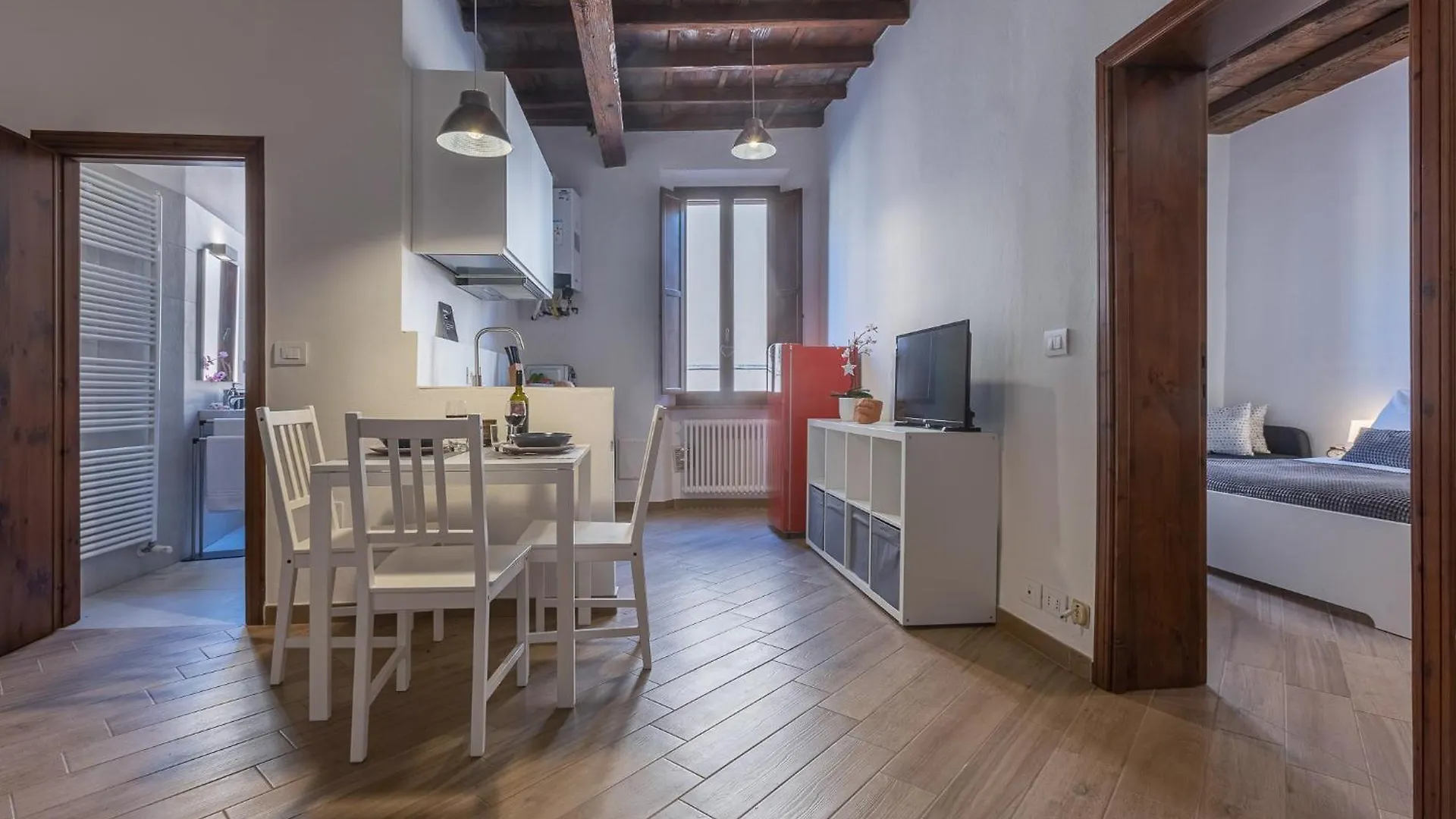 Nel Centro Storico Lovely Apartment フェラーラ